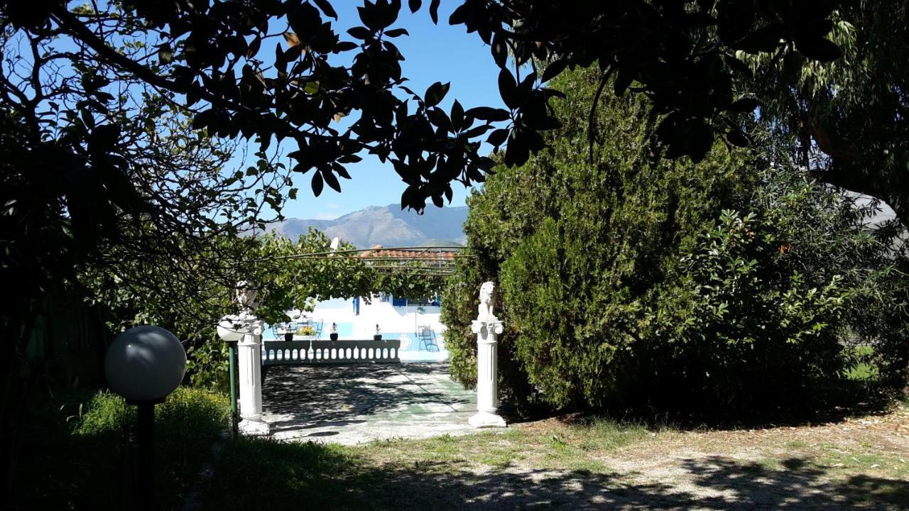 La Marina Gardens Beach Scauri  Zewnętrze zdjęcie